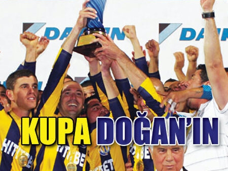 DAIKIN Kıbrıs Kupası'nı Doğan Türk Birliği aldı.