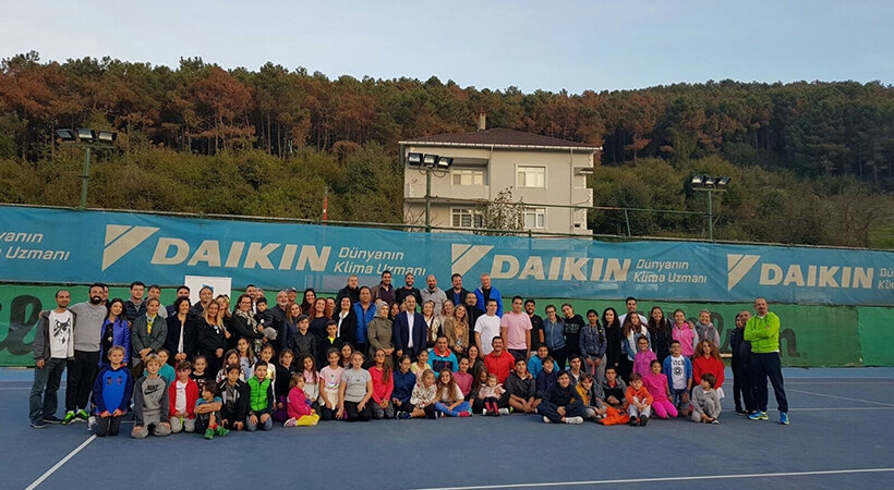 İKLİMLENDİRME DEVİ DAIKIN'DEN TENİSE DESTEK