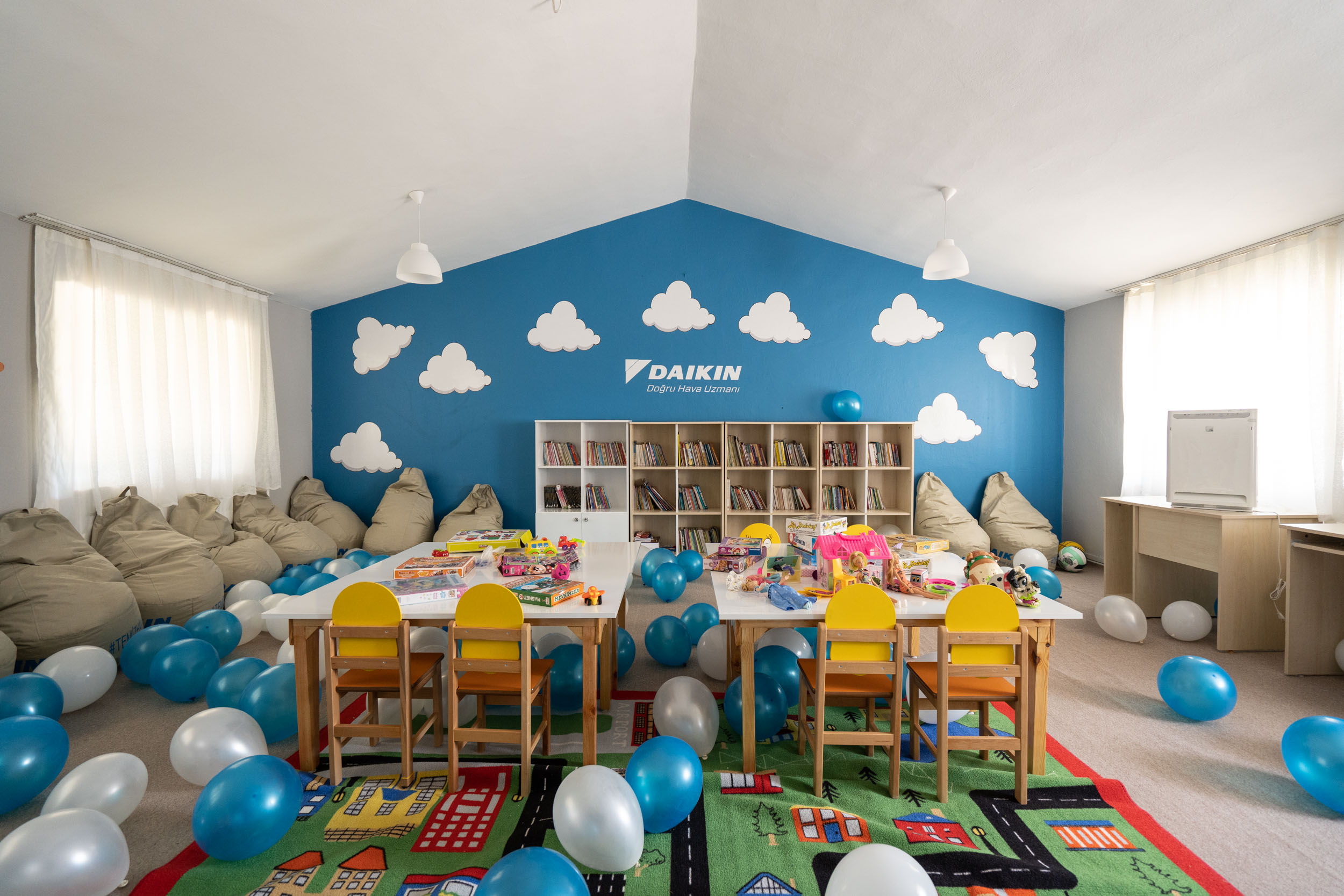  DAIKIN “TEMİZ HAVA ELÇİLERİ” PROJESİYLE KÖY OKULLARINDA TEMİZ HAVA VE ÇEVRE BİLİNCİ KAZANDIRIYOR