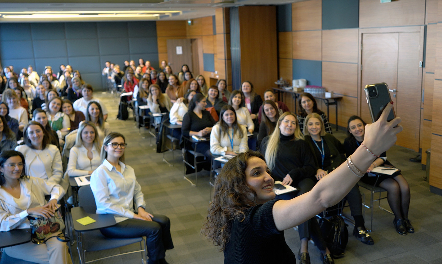 DAIKIN KADINLARIN GÜCÜNE GÜÇ KATIYOR