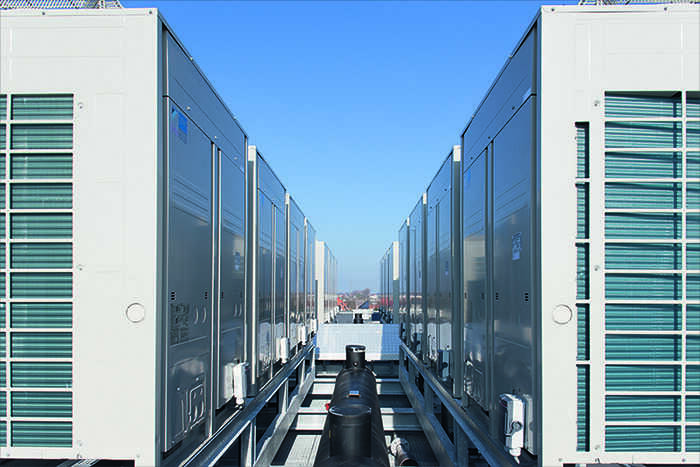 DAIKIN, ENDÜSTRİYEL SOĞUTMADA LİDERLİĞE KOŞUYOR!