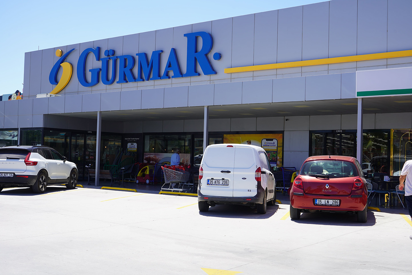 GÜRMAR MARKET, SOĞUTMA ÇÖZÜMLERİNDE DAIKIN'İ TERCİH ETTİ